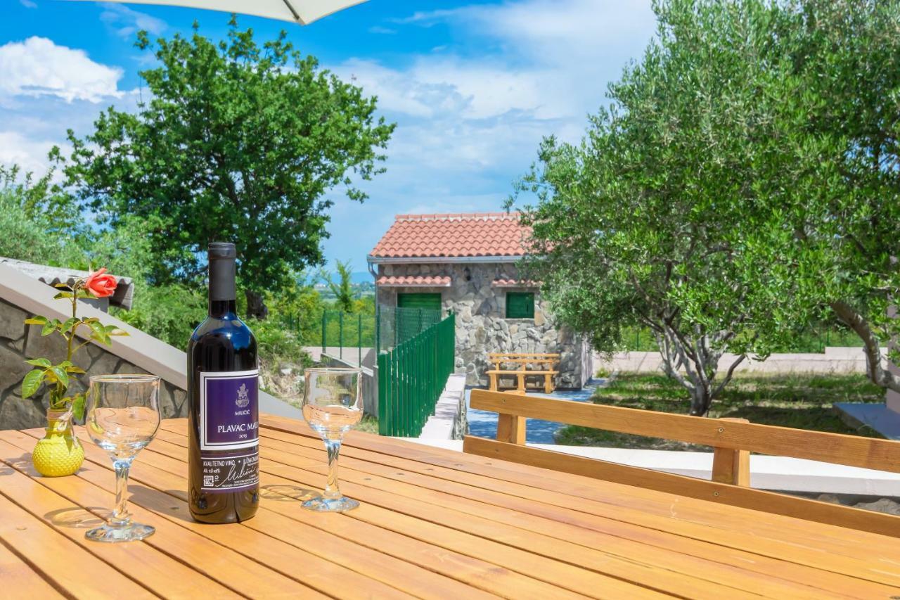 Vacation House Maslina Rupalj Zewnętrze zdjęcie