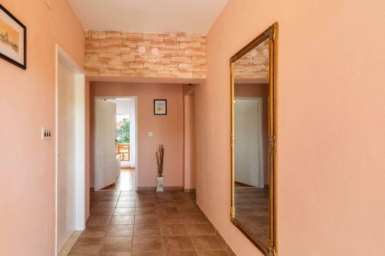 Vacation House Maslina Rupalj Zewnętrze zdjęcie