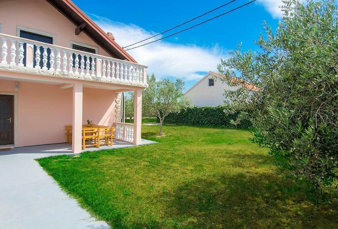 Vacation House Maslina Rupalj Zewnętrze zdjęcie