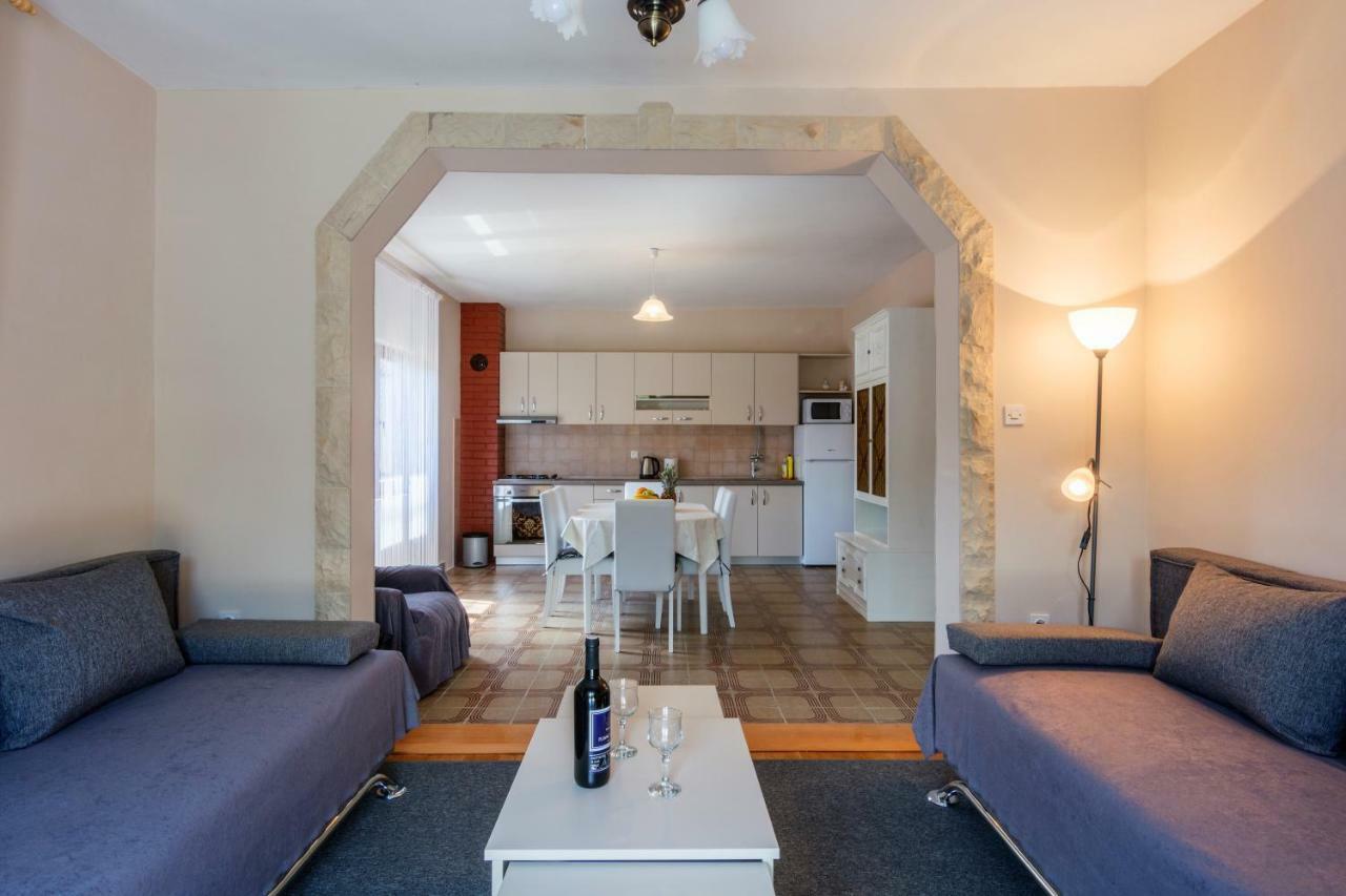 Vacation House Maslina Rupalj Zewnętrze zdjęcie