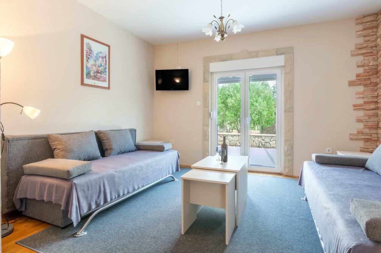 Vacation House Maslina Rupalj Zewnętrze zdjęcie