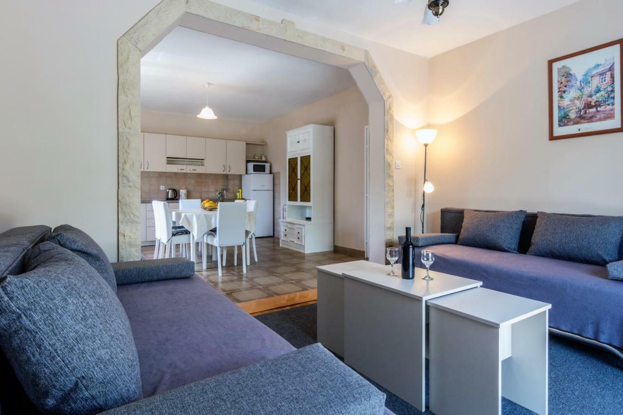 Vacation House Maslina Rupalj Zewnętrze zdjęcie