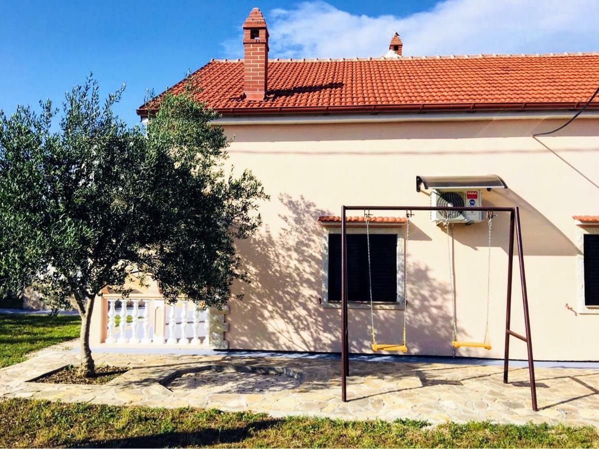Vacation House Maslina Rupalj Zewnętrze zdjęcie