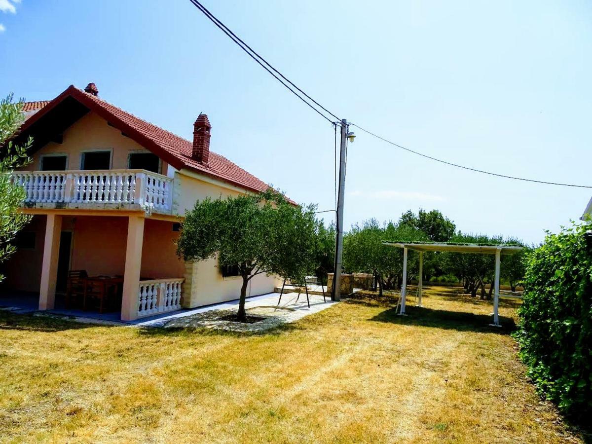 Vacation House Maslina Rupalj Zewnętrze zdjęcie